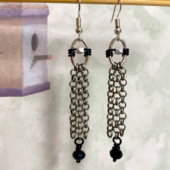 NWOT Alternative chain earrings funky gray black - Picture 5 of 6